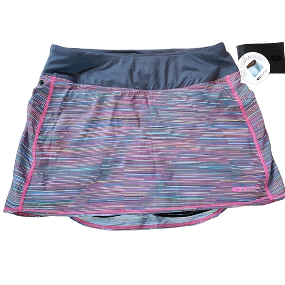 SUGOI FUSION SKORT NWT XS, gray with multi color stripes and hot pink tr… - Picture 7 of 7